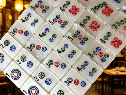 Classic Pearl Mahjong Tile Set
