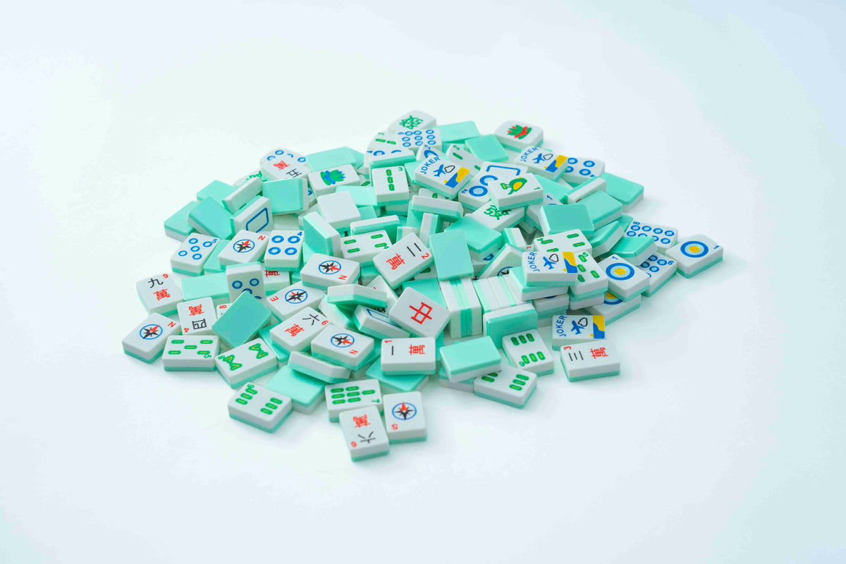 Travel Mahjong Tiles - Compass